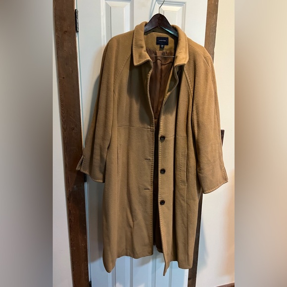 Land's End women's 22W camel wool coat, good condition, some pilling. - Picture 1 of 5